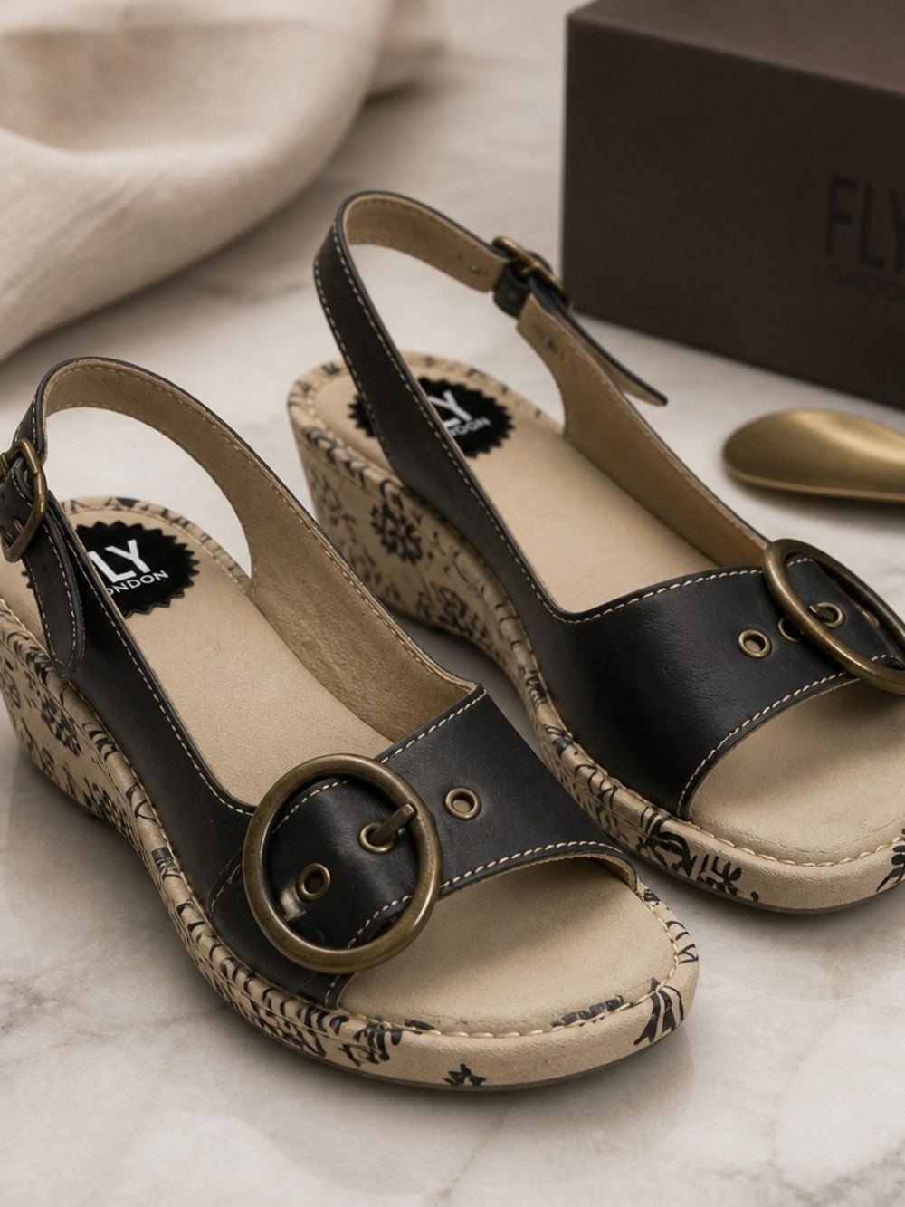 Fly London Tram Leather Slingback Sandals Size 10 Black Ring Detail